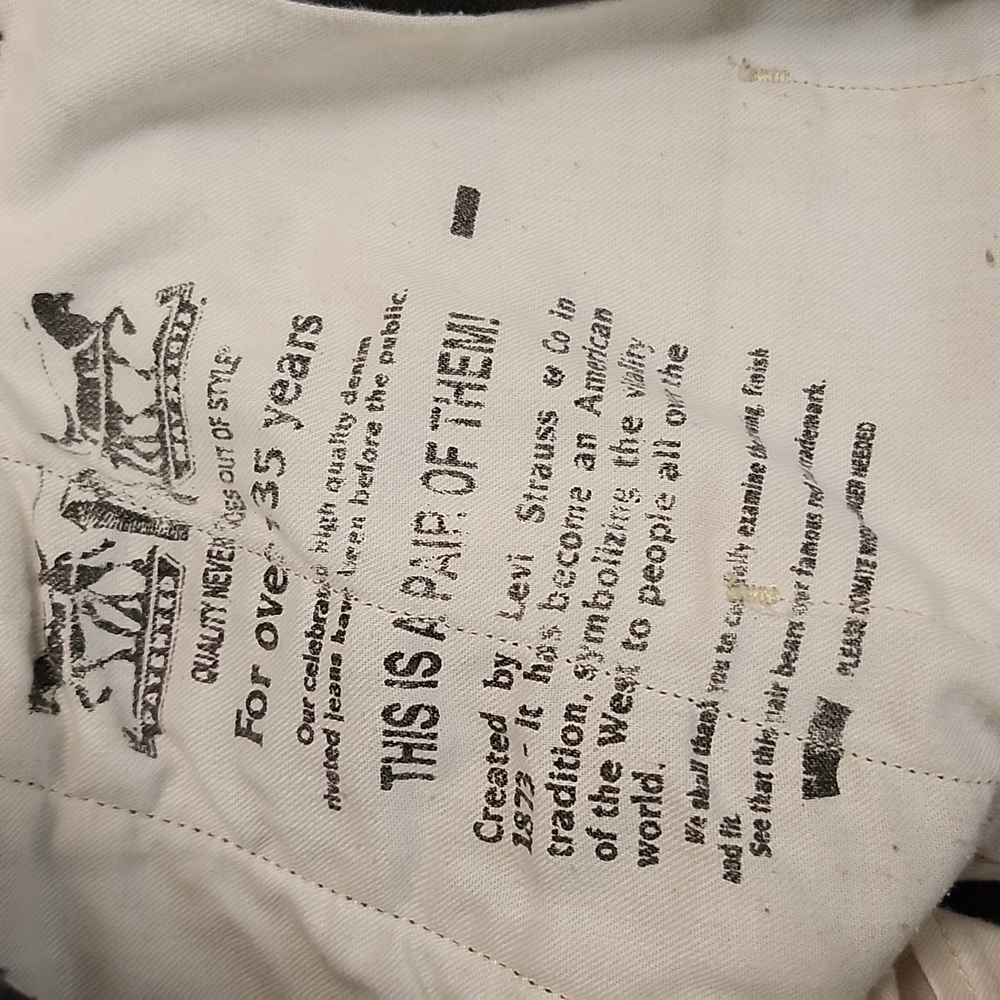Levi's Classic Black Mens Cargo Pants - Picture 12 of 16